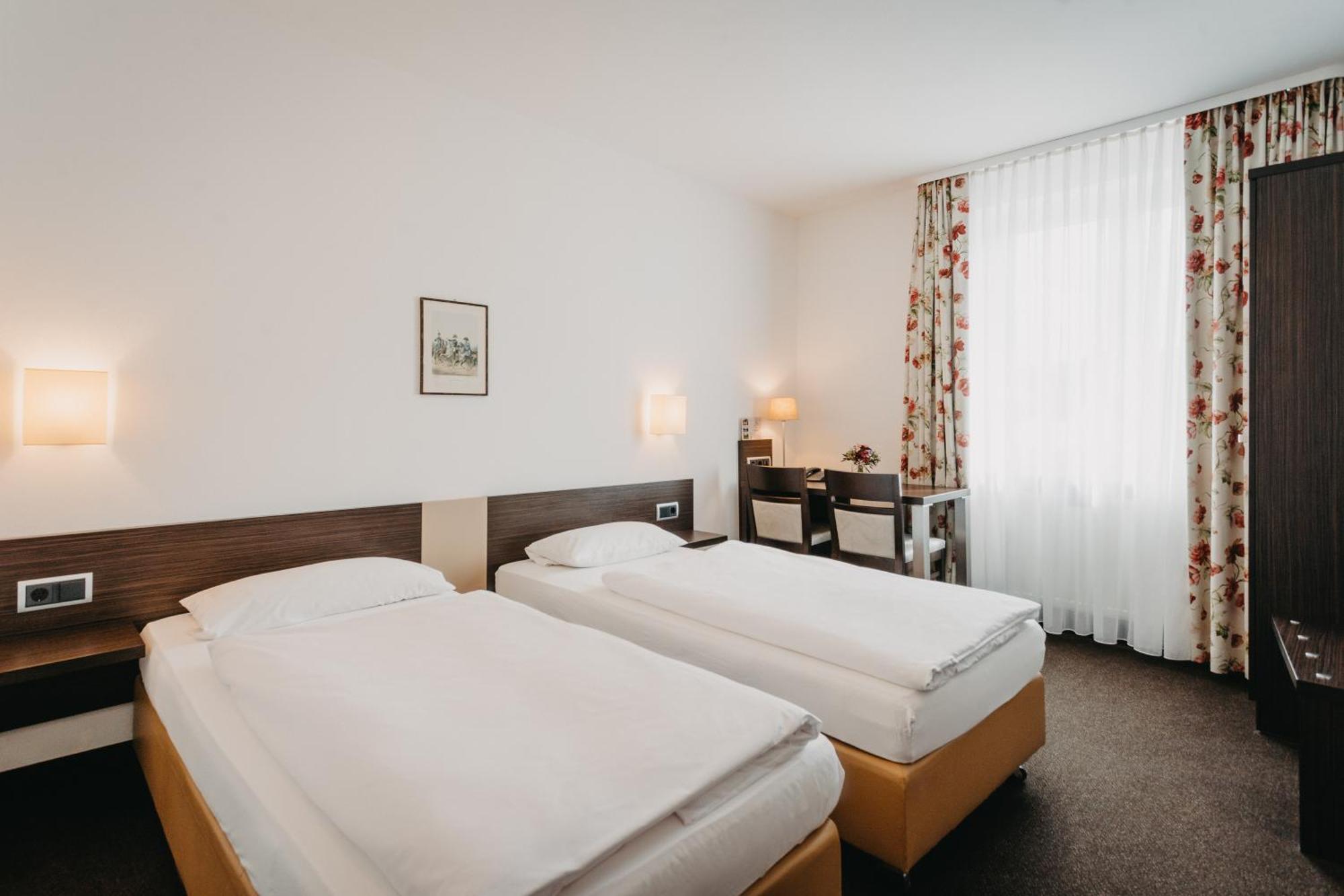 Hirschenwirt Hotel Eichstätt Kültér fotó